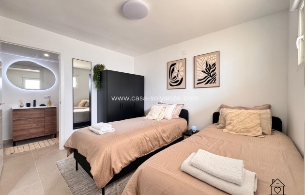 Reventa - Apartamento / piso - Torrevieja - El Acequión - Los Náufragos