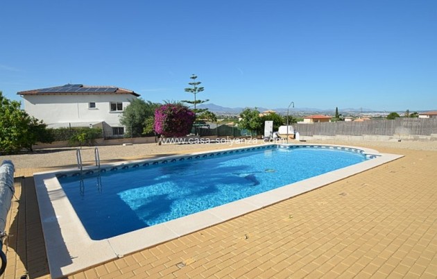 Reventa - Villa - Campos del Río - Inland