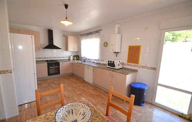 Reventa - Villa - Campos del Río - Inland