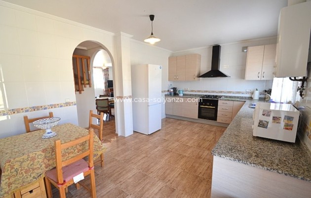 Reventa - Villa - Campos del Río - Inland