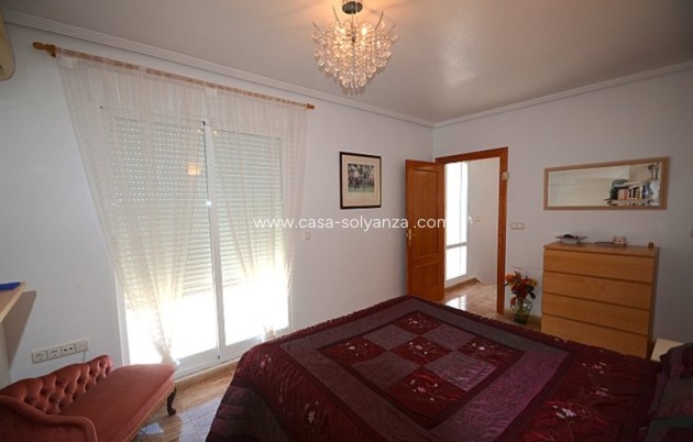 Reventa - Villa - Campos del Río - Inland
