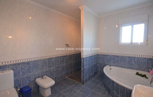 Reventa - Villa - Campos del Río - Inland