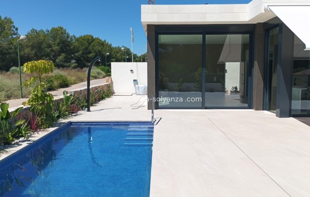Obra nueva - Villa - Pilar de la Horadada - Roda Golf
