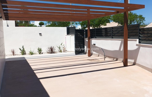 Obra nueva - Villa - Pilar de la Horadada - Roda Golf