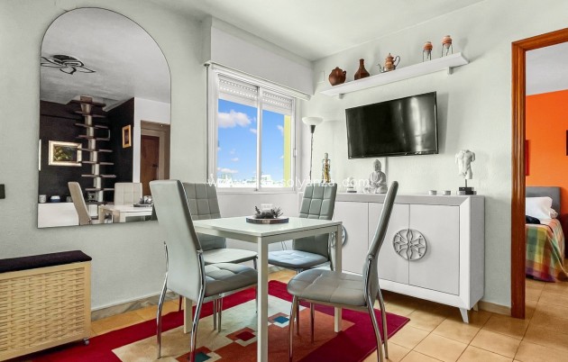 Reventa - Apartamento / piso - Torrevieja - Mar Azul