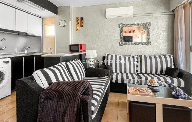 Resale - Apartment / flat - Torrevieja - Costa Blanca