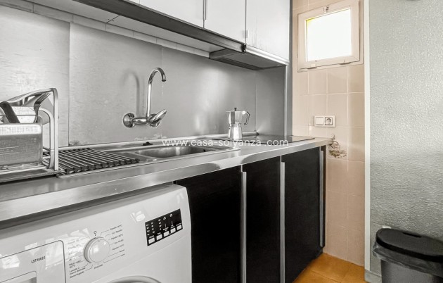 Resale - Apartment / flat - Torrevieja - Costa Blanca