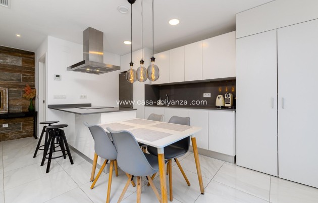 Herverkoop - Herenhuis - Alicante - Costa Blanca Sur