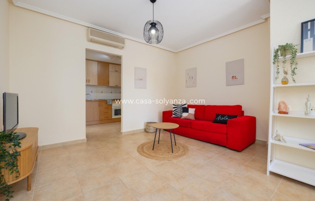 Reventa - Bungalow - Torrevieja - Aguas nuevas