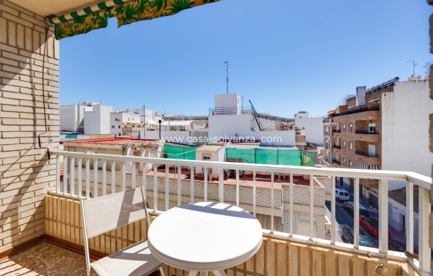 Resale - Apartment / flat - Torrevieja - Center