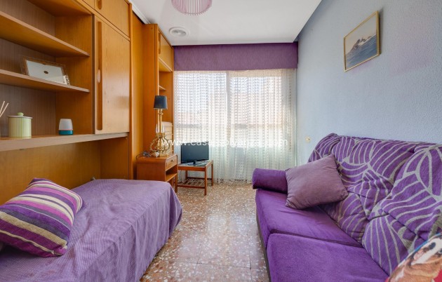 Resale - Apartment / flat - Torrevieja - Center