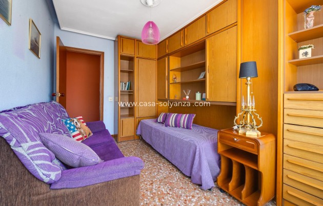 Resale - Apartment / flat - Torrevieja - Center