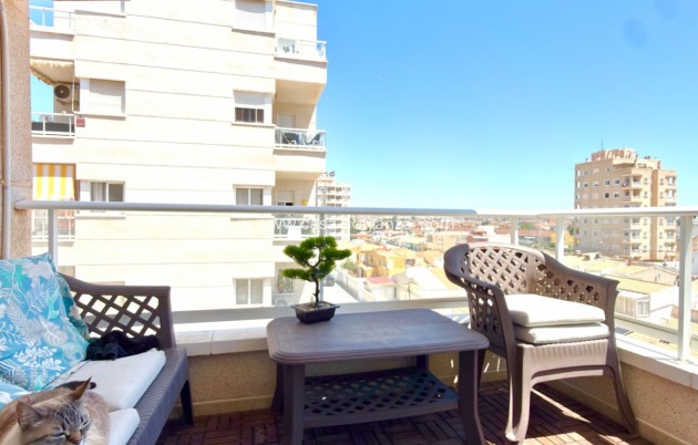 Resale - Apartment / flat - Torrevieja - Costa Blanca