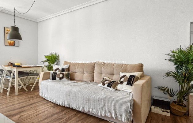 Resale - Apartment / flat - Torrevieja - Costa Blanca
