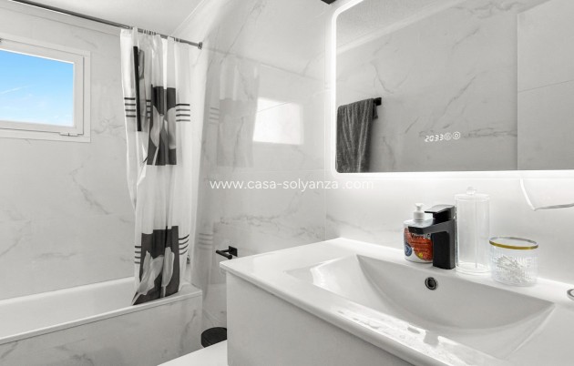 Resale - Apartment / flat - Torrevieja - Costa Blanca