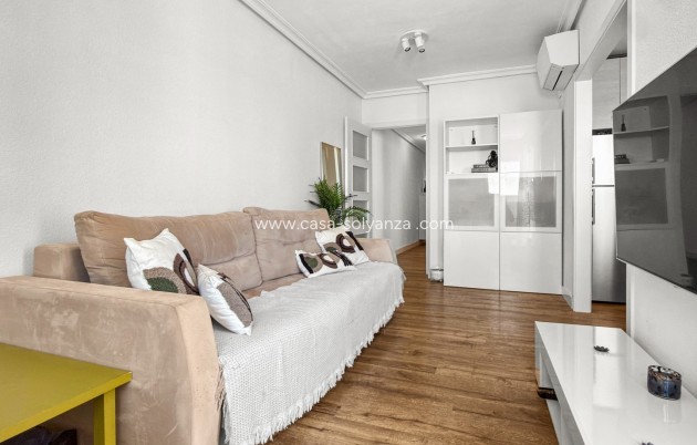 Resale - Apartment / flat - Torrevieja - Costa Blanca