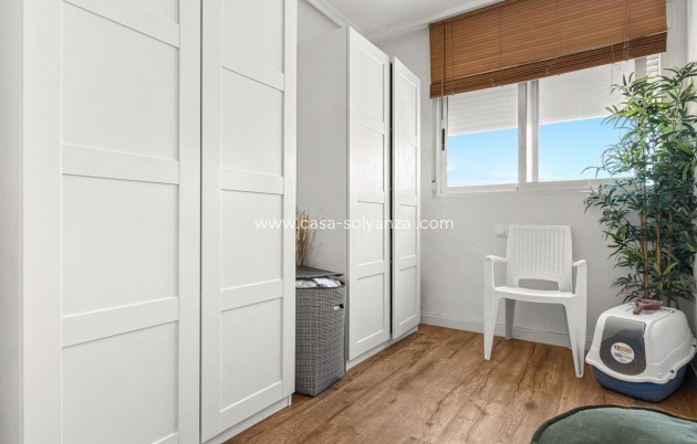 Resale - Apartment / flat - Torrevieja - Costa Blanca