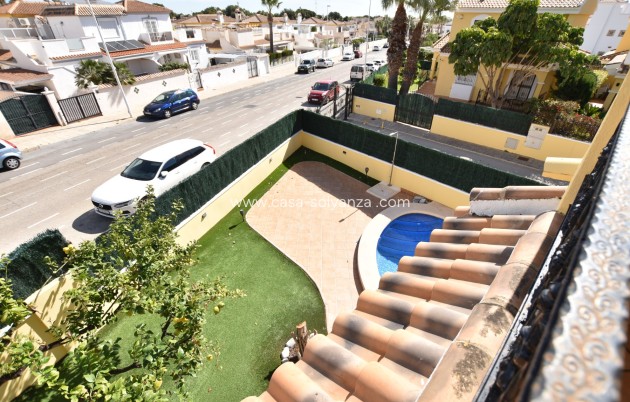 Resale - Villa - Orihuela Costa - Costa Blanca