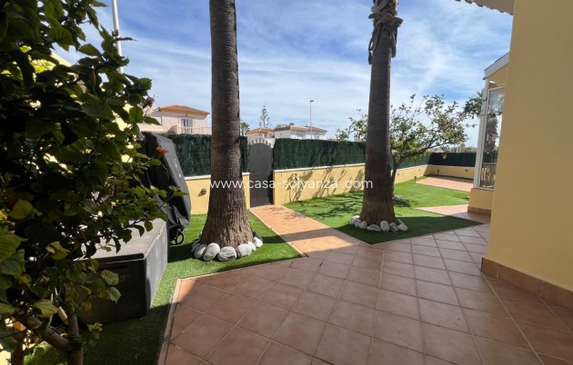 Resale - Villa - Orihuela Costa - Costa Blanca