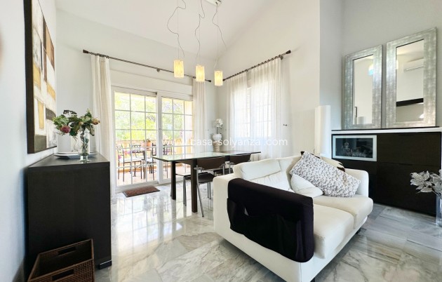 Resale - Villa - Orihuela Costa - Costa Blanca
