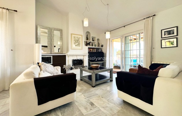 Resale - Villa - Orihuela Costa - Costa Blanca