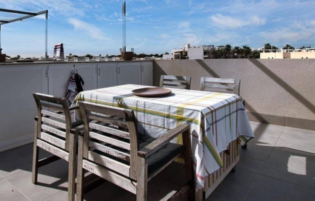 Reventa - Apartamento / piso - Pilar de la Horadada - Pueblo Latino