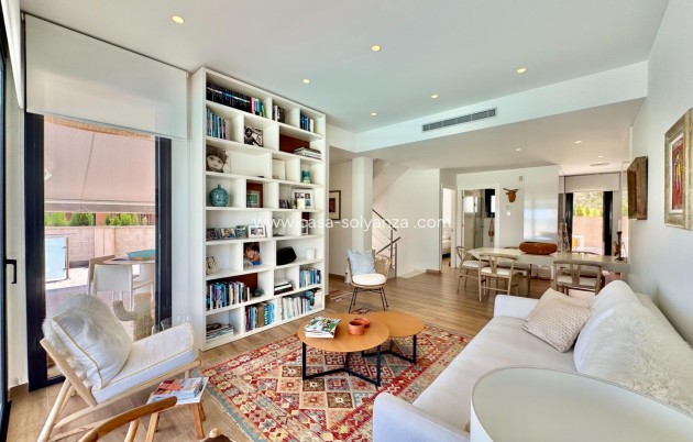 Reventa - Villa - San Miguel de Salinas - Bellavista