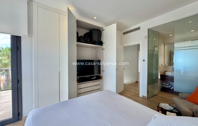 Reventa - Villa - San Miguel de Salinas - Bellavista