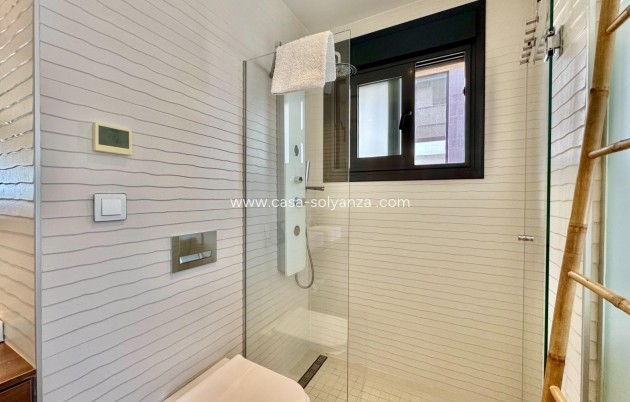 Reventa - Villa - San Miguel de Salinas - Bellavista