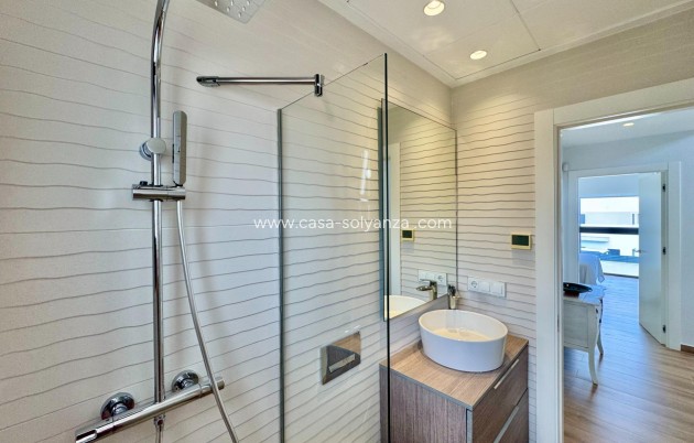 Reventa - Villa - San Miguel de Salinas - Bellavista