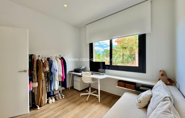 Reventa - Villa - San Miguel de Salinas - Bellavista