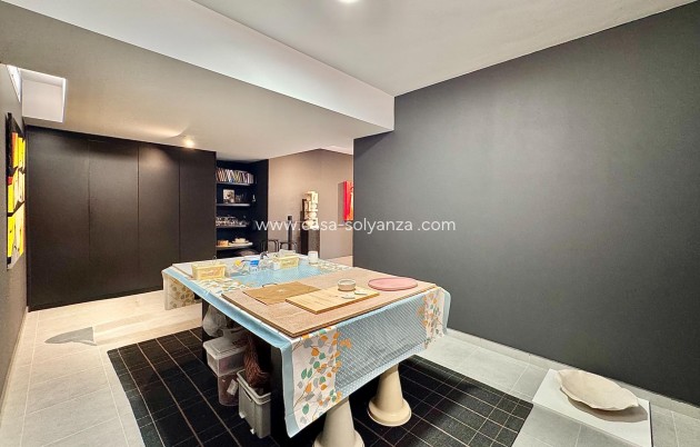 Reventa - Villa - San Miguel de Salinas - Bellavista