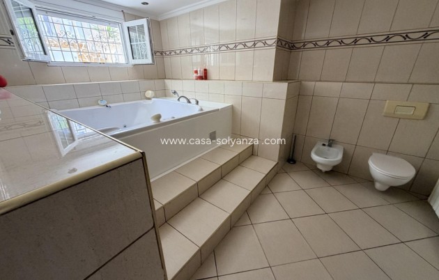 Reventa - Villa - Torrevieja - Costa Blanca