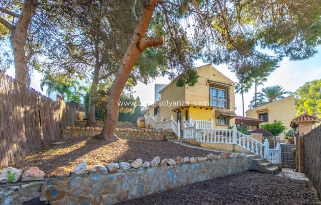 Resale - Villa - Torrevieja - Los Balcones