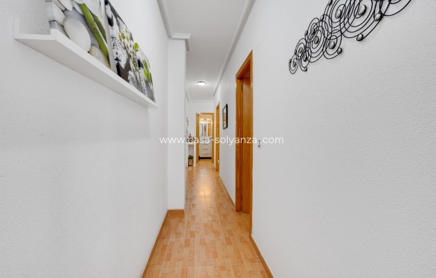 Resale - Apartment / flat - Torrevieja - Costa Blanca