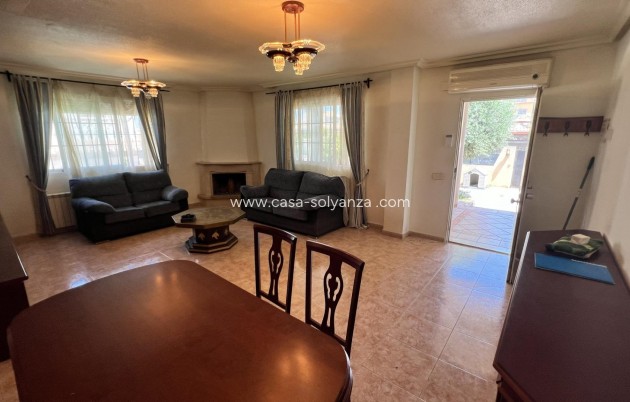 Reventa - Villa - Torrevieja - Aguas nuevas