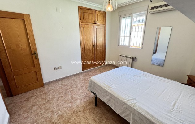 Reventa - Villa - Torrevieja - Aguas nuevas