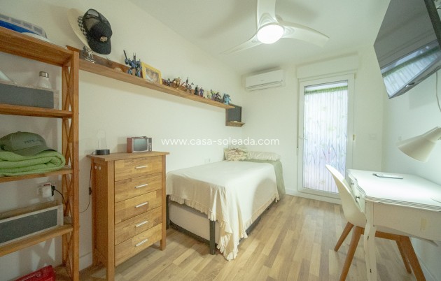Revente - Villa - Torrevieja - Los Balcones