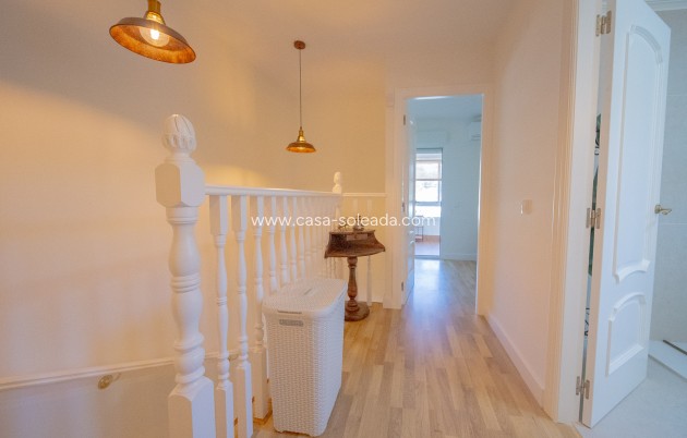 Revente - Villa - Torrevieja - Los Balcones