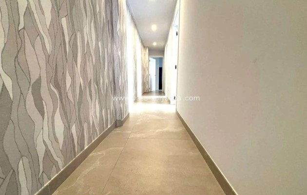 Reventa - Apartamento / piso - Torrevieja - Las Piscinas Naturales