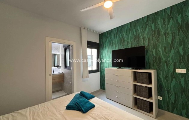 Reventa - Apartamento / piso - Torrevieja - Las Piscinas Naturales