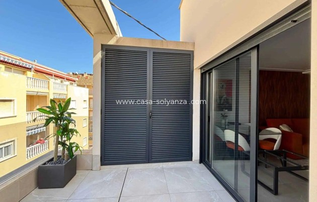 Reventa - Apartamento / piso - Torrevieja - Las Piscinas Naturales