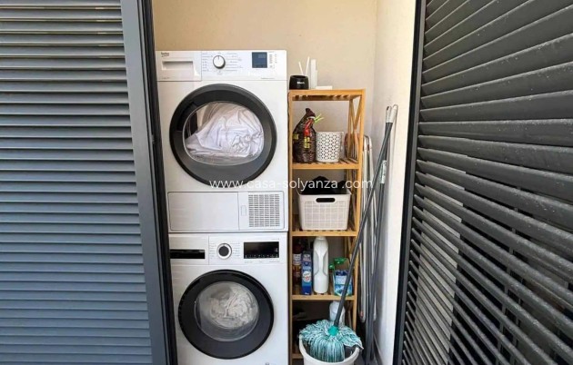 Reventa - Apartamento / piso - Torrevieja - Las Piscinas Naturales