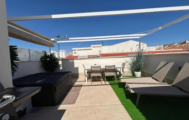 Reventa - Apartamento / piso - Torrevieja - Las Piscinas Naturales