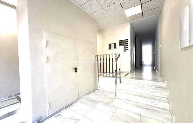 Reventa - Apartamento / piso - Torrevieja - Las Piscinas Naturales