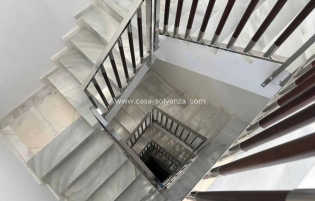 Reventa - Apartamento / piso - Torrevieja - Las Piscinas Naturales