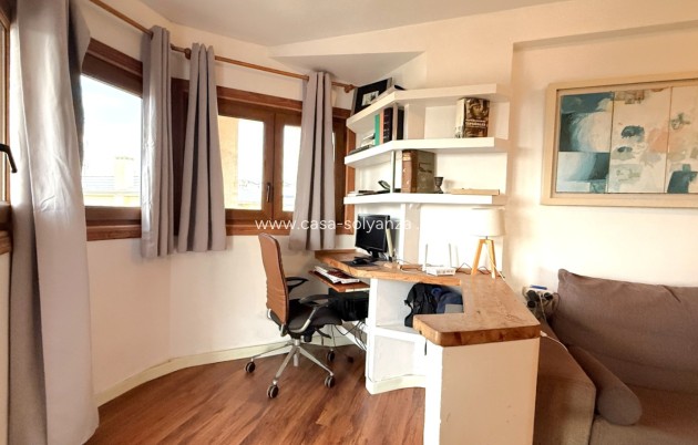 Resale - Apartment / flat - Torrevieja - Costa Blanca