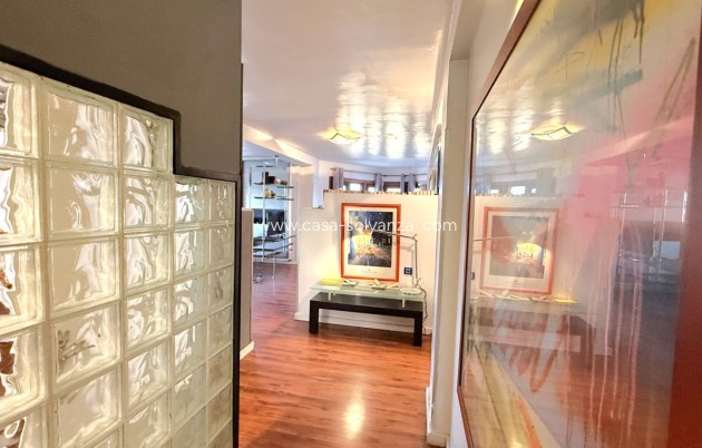 Resale - Apartment / flat - Torrevieja - Costa Blanca