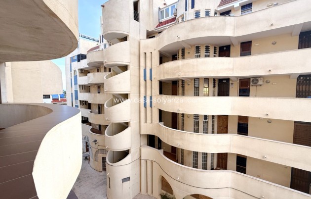 Resale - Apartment / flat - Torrevieja - Costa Blanca