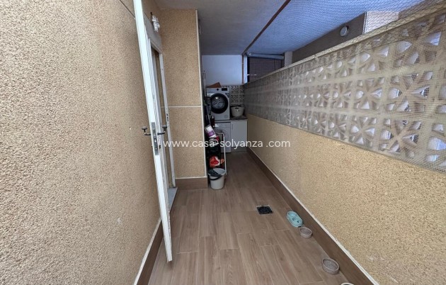 Resale - Apartment / flat - Torrevieja - Costa Blanca